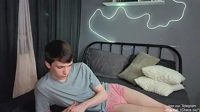 Lewis_and_Marta's cam snapshot