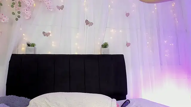 Bonny_and_carrot's cam snapshot