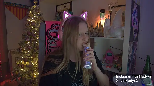 Pinkyladyxxx live sex cam