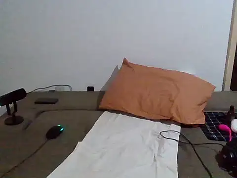 Mdbisc8 live sex cam