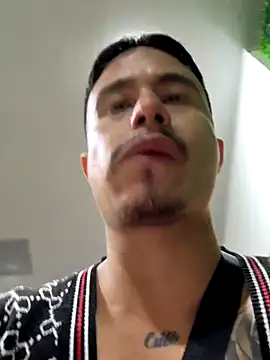 DominickVegas live sex cam