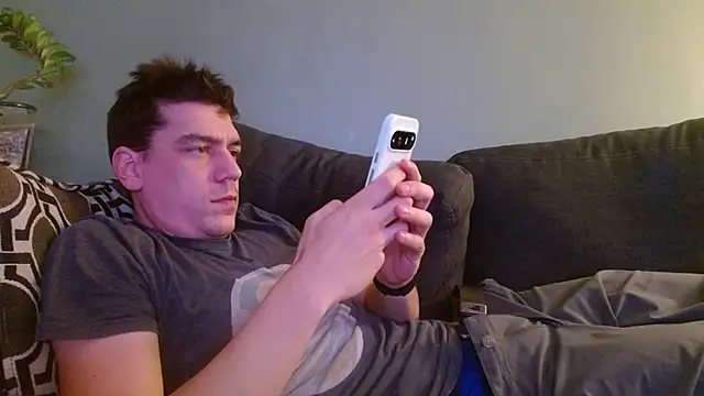 Ador_mask's cam snapshot