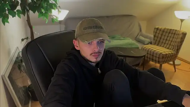 naked_psy's cam snapshot