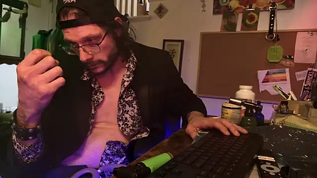 MasterDaddyCool's cam snapshot