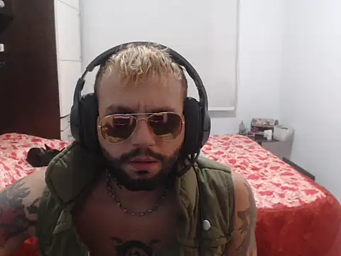 cosplayerfiit's web cam