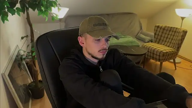 naked_psy's cam snapshot