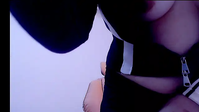 Little-sweet's cam snapshot