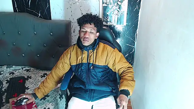 carlos_alber12 live sex cam