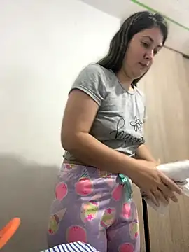 Abby-LS live sex cam