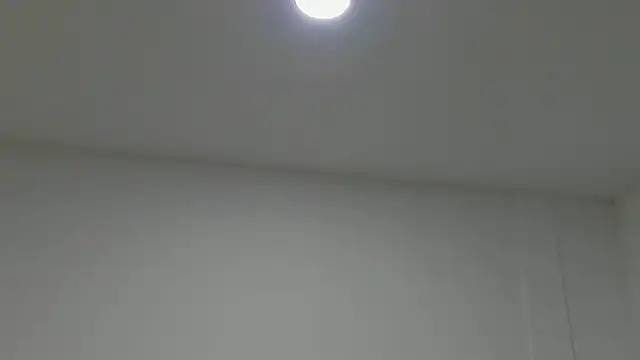 SkinnyGirl_28 live sex cam