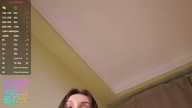 LinnHigh live sex cam