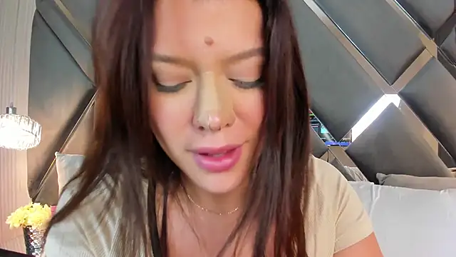 emperatriz_reyes's cam snapshot