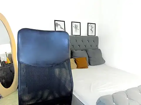 CassieSommereux live sex cam