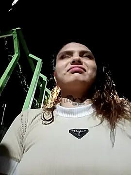 Alis_1327's cam snapshot