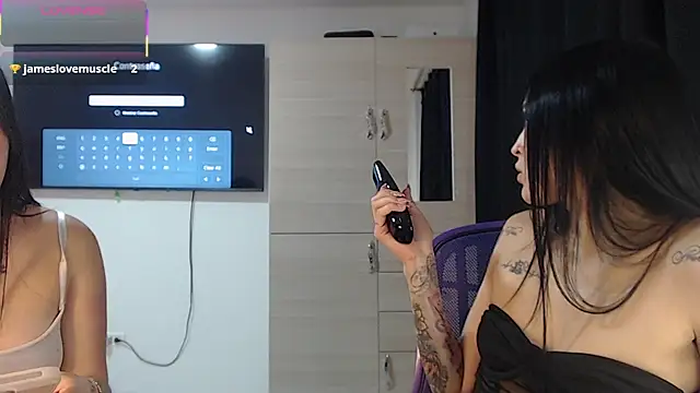 Linda__fiore's cam snapshot