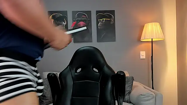 ApoloMakris's cam snapshot