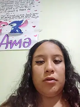 You-sexy-starr's cam snapshot