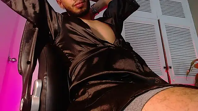 Colby_brown03's cam snapshot