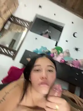 teencutee's cam snapshot