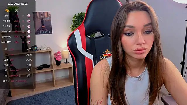 Emilia_mala live sex cam