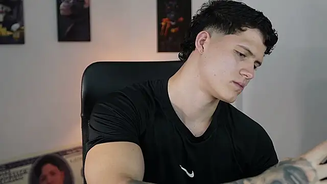 Hazzan_Velez live sex cam