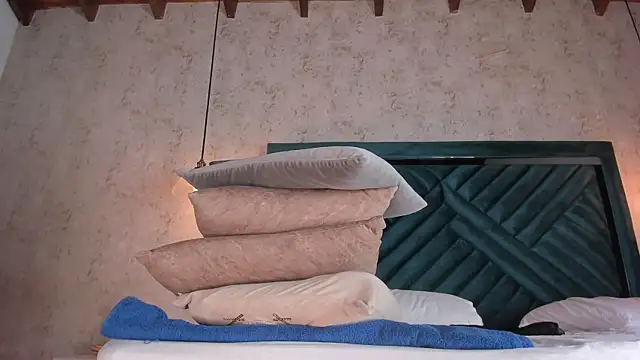 Marttina_Ruiz live sex cam