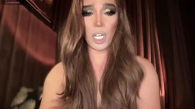 Lo_la_69 live sex cam