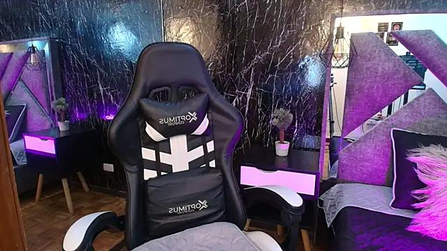 LaurenHazel's cam snapshot