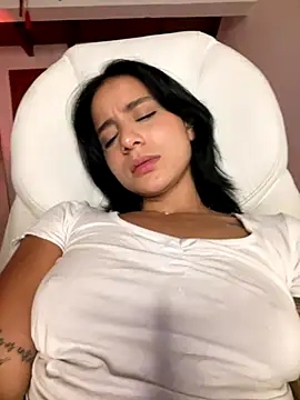 Ale_Lewis live sex cam