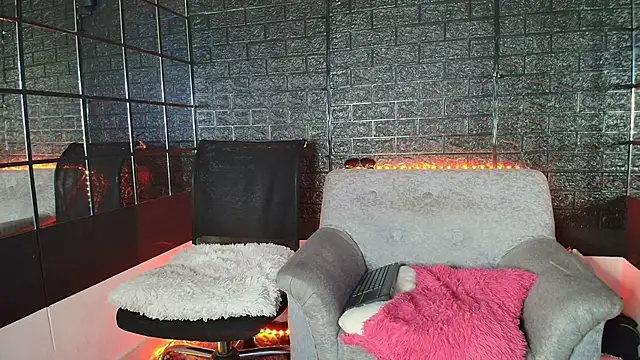 HellAndDante_'s cam snapshot