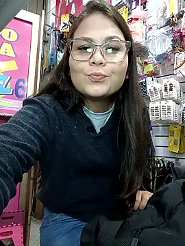 Vale_Saenzz live sex cam