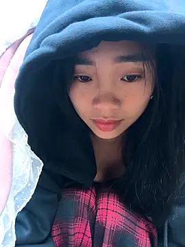 Lynly_k2 live sex cam