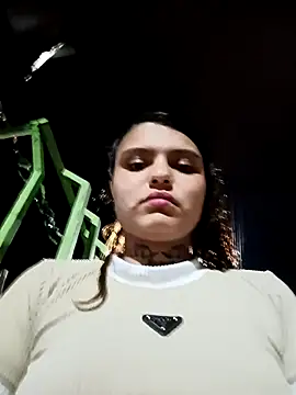 Alis_1327 live sex cam