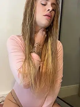 EmiliaCatalina live sex cam