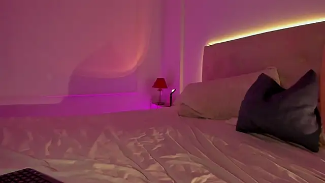 alaskavenom_ live sex cam