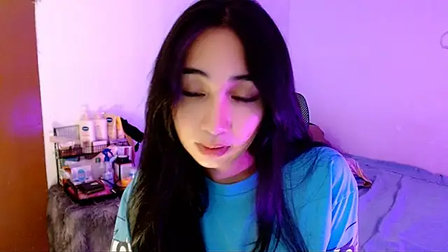 SweetLilly_18 live sex cam