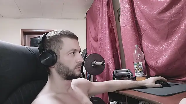 333Alone_in_theDark777's cam snapshot