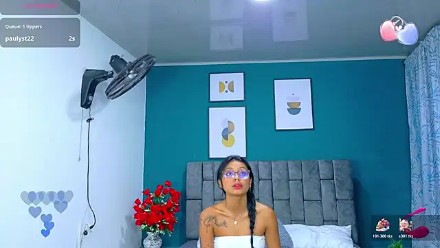 Soffia_Konig_'s cam snapshot