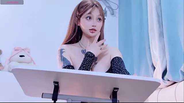 Miya-222 live sex cam