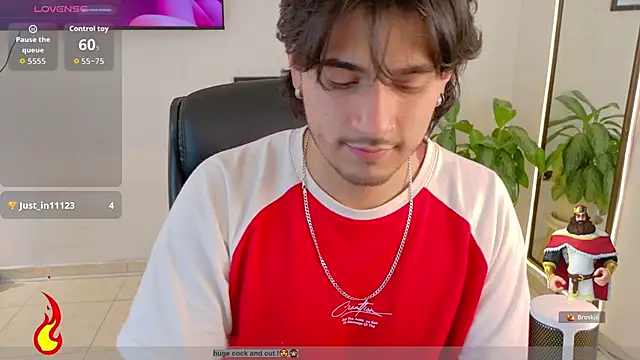 Elian_savoy's cam snapshot