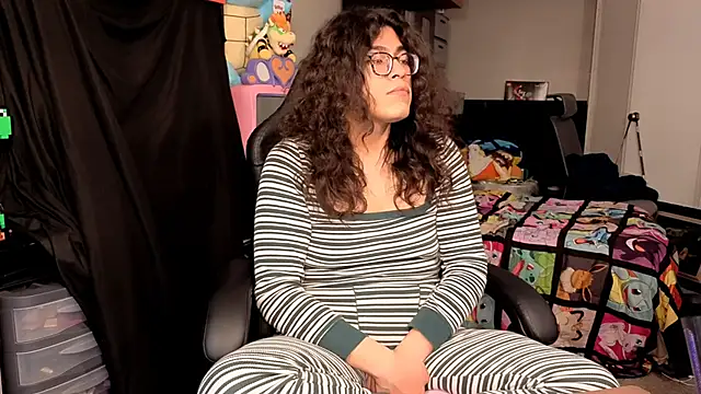 ShinyCherub live sex cam