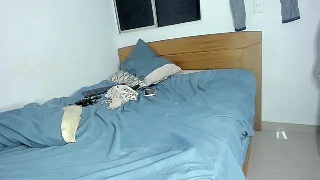 sweets_couple69's cam snapshot