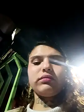 Alis_1327's cam snapshot