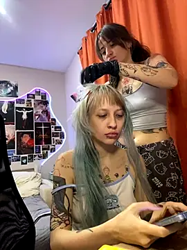 Dooubletroublee's cam snapshot