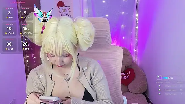 KuroChan420 live sex cam