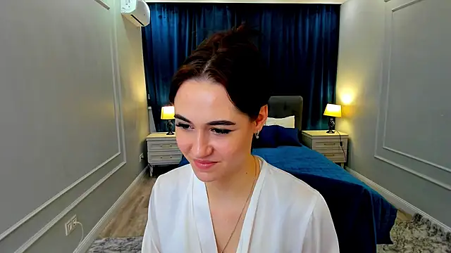 MakeYoueHappy's cam snapshot