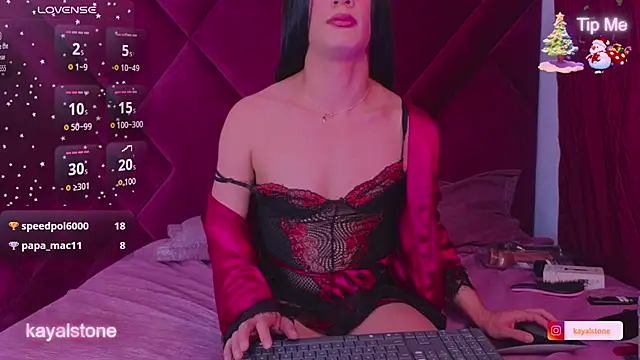 Kayalstone_12's cam snapshot