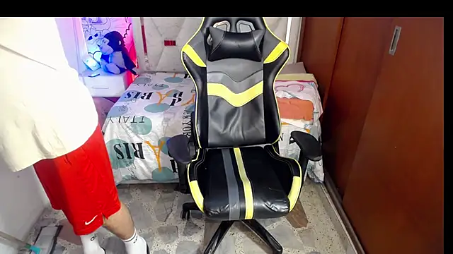 Lucifer_go's cam snapshot