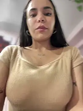 Naatalia live sex cam