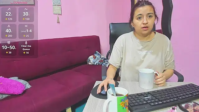 lesbiancuple live sex cam